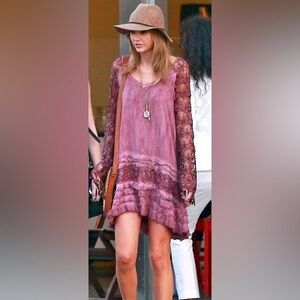NOT FOR SELL! DO NOT BID! ISO this free people dress worn by Taylor Swift!